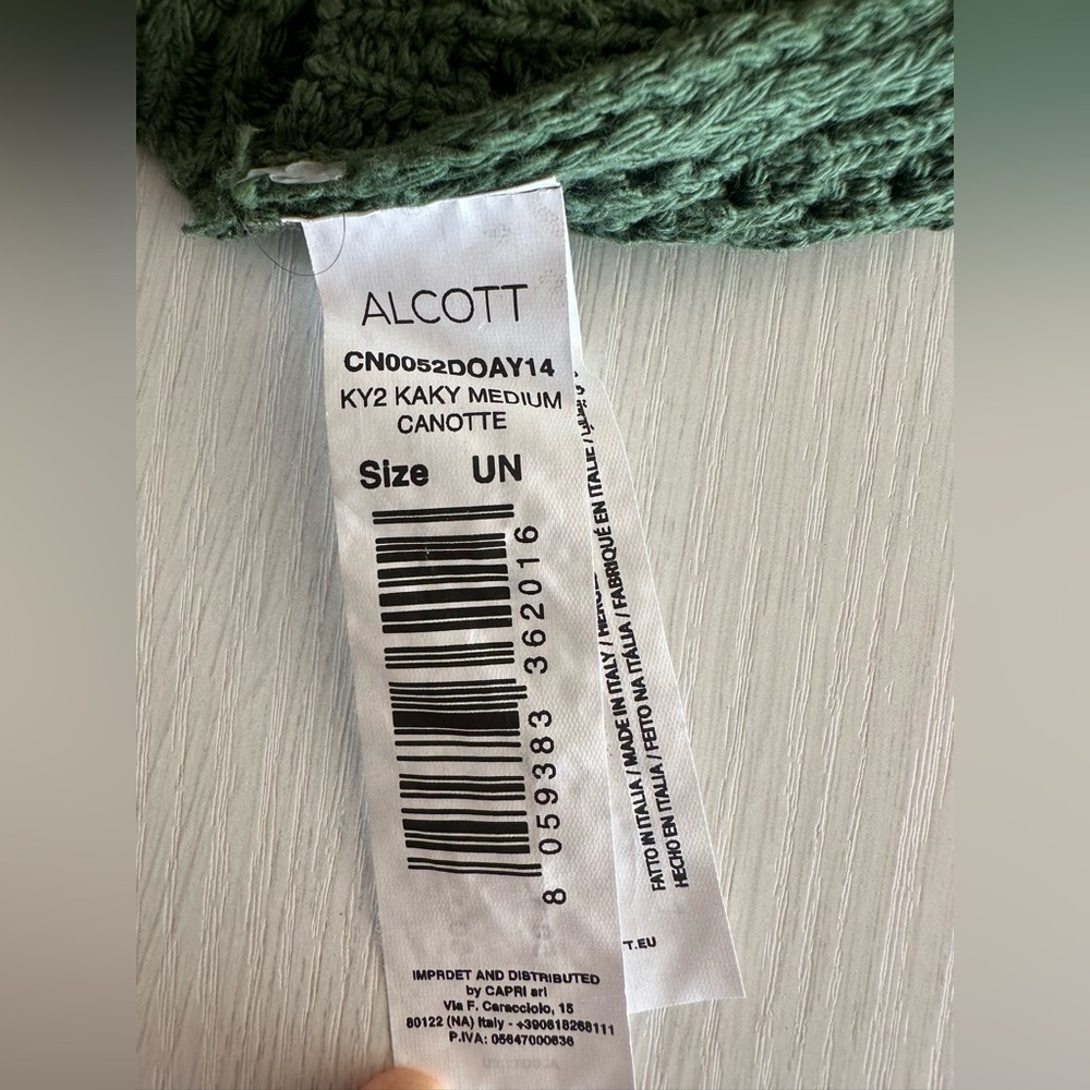 Alcott Green Cropped Crochet V-Neck Top - size UN/M - Picture 7 of 8